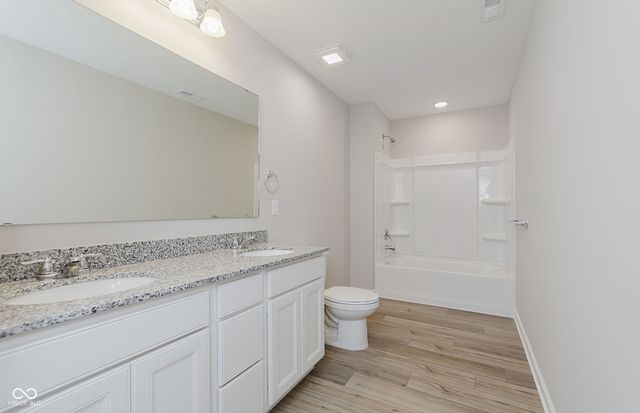 9439 Jackson Way, Avon, IN 46123