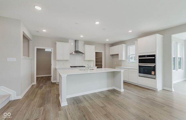 9439 Jackson Way, Avon, IN 46123