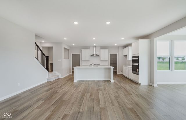 9439 Jackson Way, Avon, IN 46123