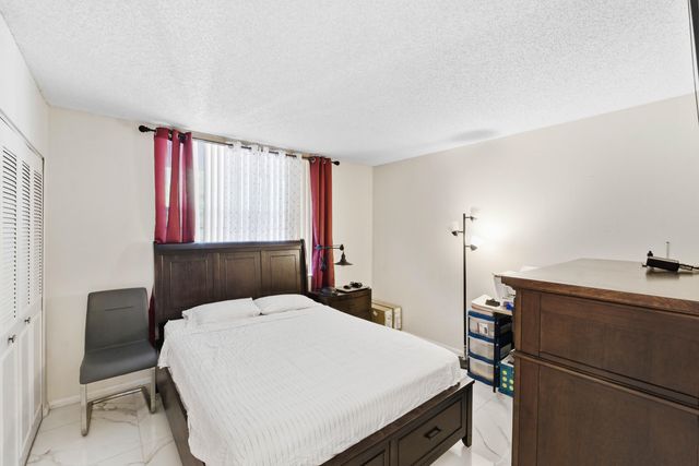 260 NW 76th Avenue 207, Margate, FL 33063