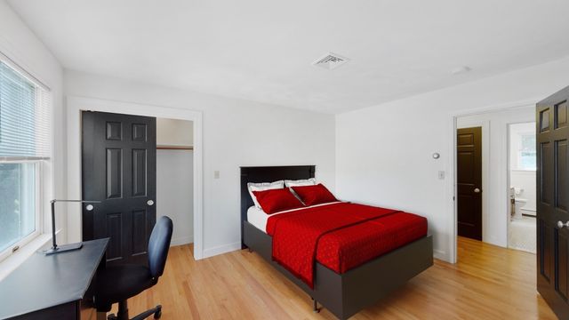 655 South St, Waltham, MA 02453