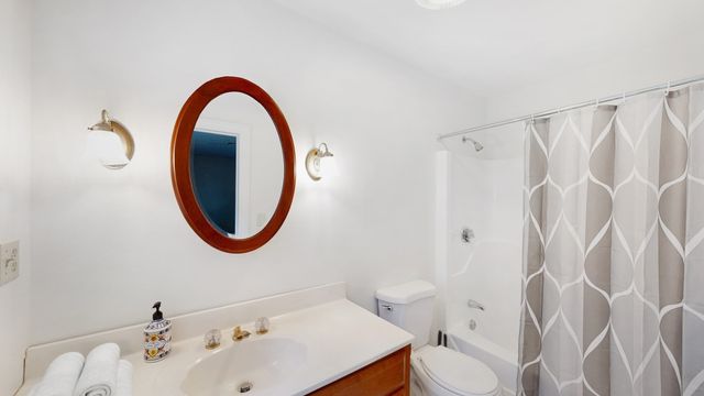 655 South St, Waltham, MA 02453