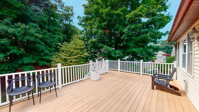655 South St, Waltham, MA 02453