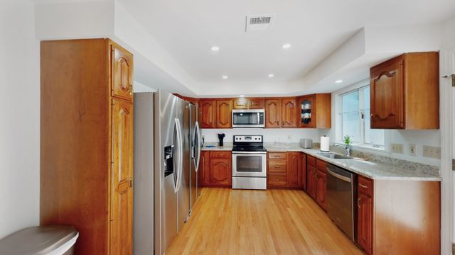 655 South St, Waltham, MA 02453