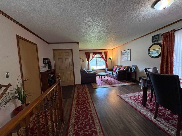 6528 W ONeil, Wichita, KS 67212
