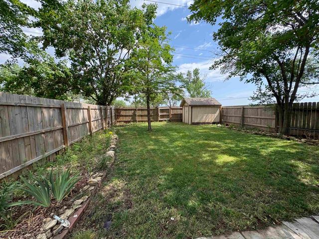 6528 W ONeil, Wichita, KS 67212