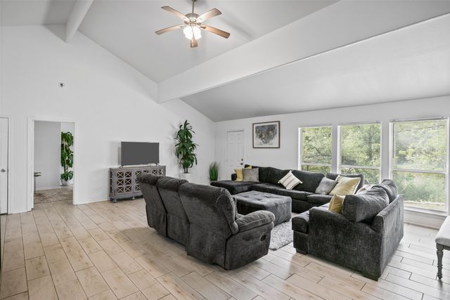 1816 Hidden Valley Road, Granbury, TX 76049