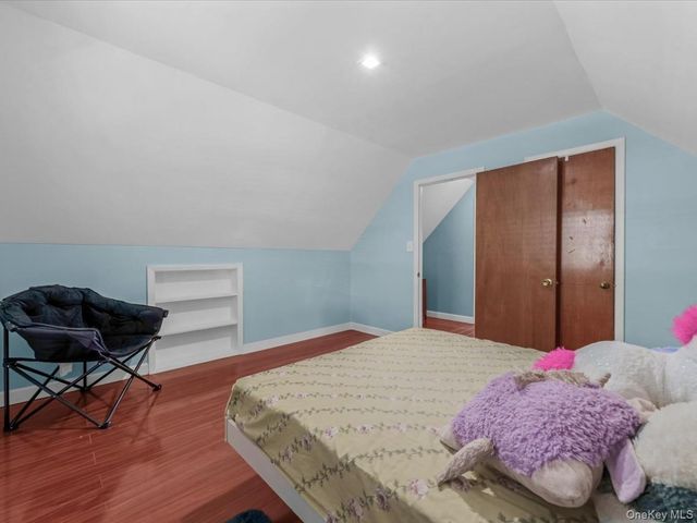 8135 257th Street, Floral Park, NY 11004