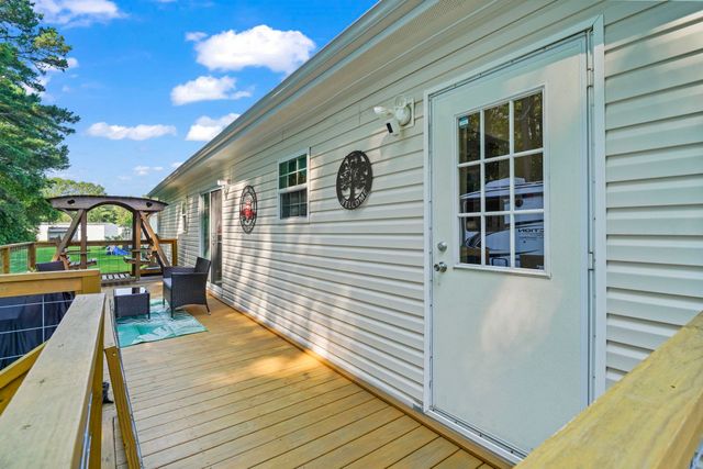 160 Nollie Rd., Myrtle Beach, SC 29588