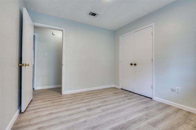 813 Green Pastures Drive, Cedar Hill, TX 75104