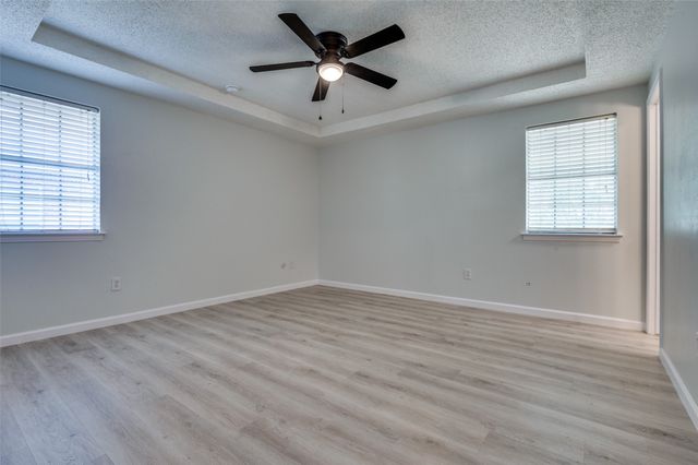 813 Green Pastures Drive, Cedar Hill, TX 75104