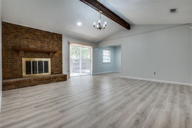 813 Green Pastures Drive, Cedar Hill, TX 75104