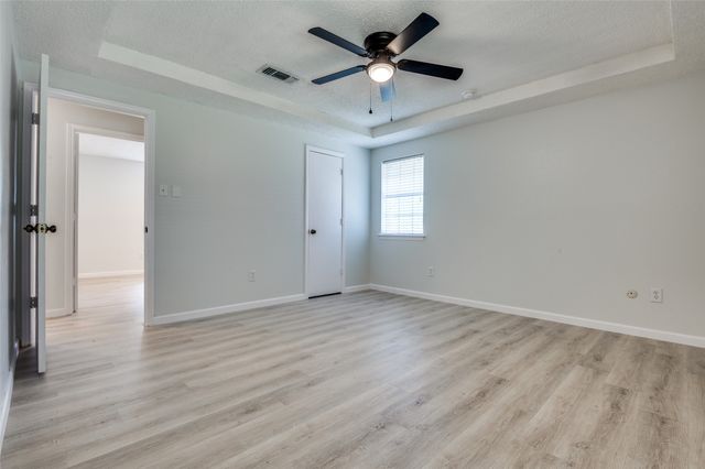 813 Green Pastures Drive, Cedar Hill, TX 75104