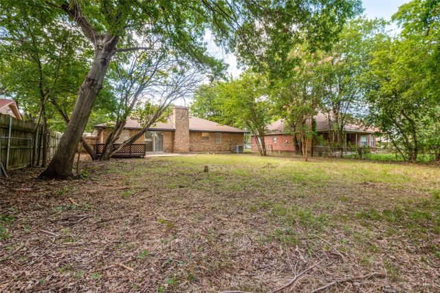 813 Green Pastures Drive, Cedar Hill, TX 75104