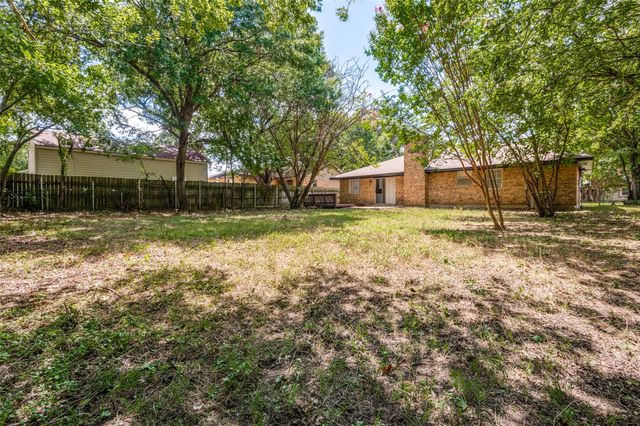 813 Green Pastures Drive, Cedar Hill, TX 75104