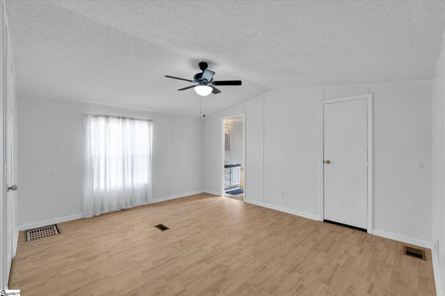 210 Elaine Drive, Piedmont, SC 29673