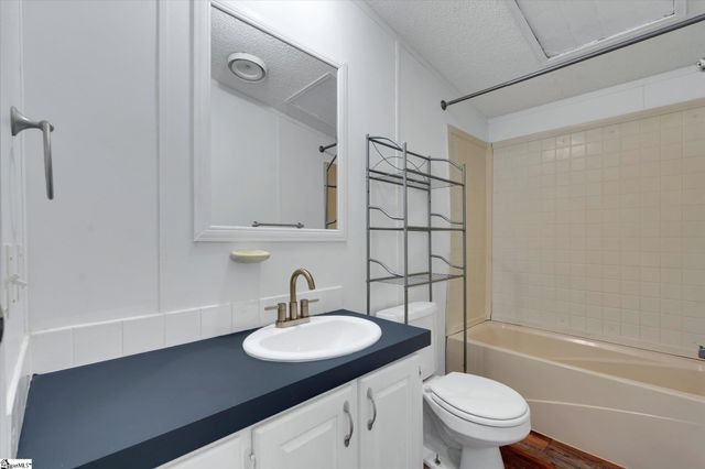 210 Elaine Drive, Piedmont, SC 29673