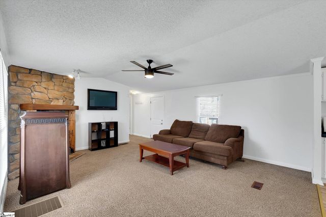 210 Elaine Drive, Piedmont, SC 29673