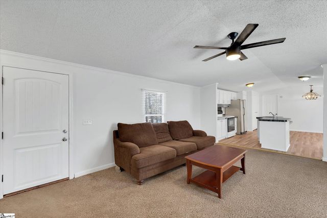 210 Elaine Drive, Piedmont, SC 29673