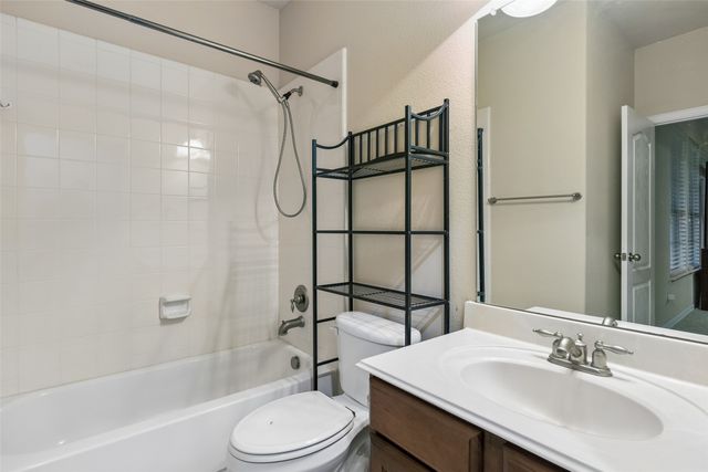 295 Stone Ridge Drive, Sunnyvale, TX 75182