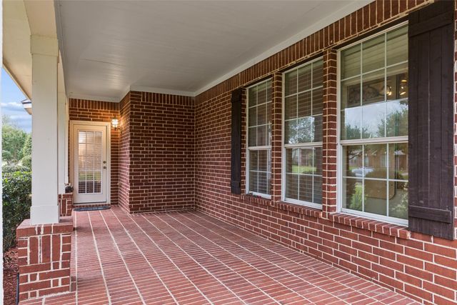 295 Stone Ridge Drive, Sunnyvale, TX 75182