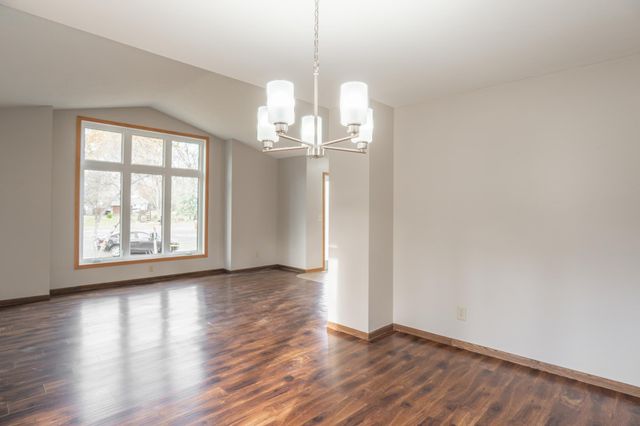 5245 Clayton Drive, Maple Plain, MN 55359