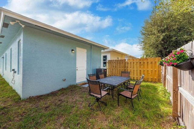 3514 Hiawatha Avenue, West Palm Beach, FL 33409