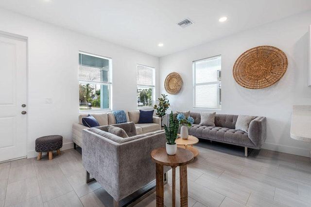 3514 Hiawatha Avenue, West Palm Beach, FL 33409