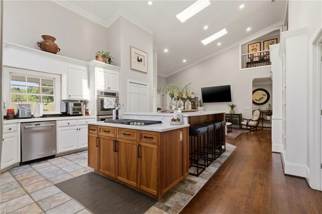 1765 Gyro Drive, Winston-salem, NC 27127