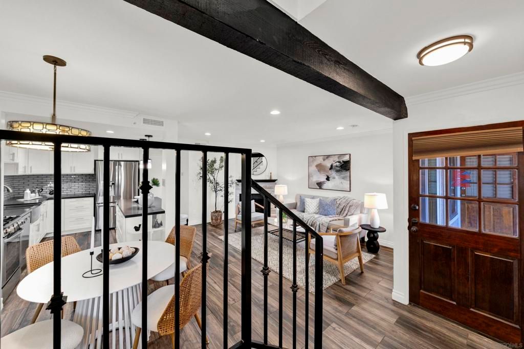 Image 20 of property listing at 13815 Johannesberg 4, Poway, CA 92064
