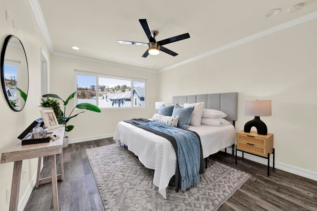 Image 24 of property listing at 13815 Johannesberg 4, Poway, CA 92064