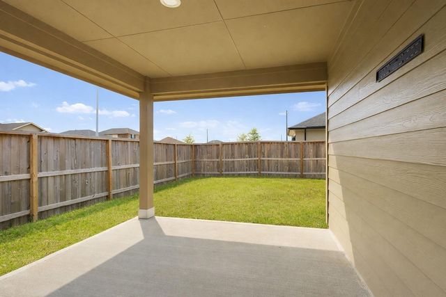 9515 Vicksburg Road, Baytown, TX 77521