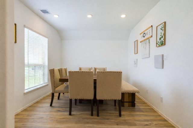 9515 Vicksburg Road, Baytown, TX 77521