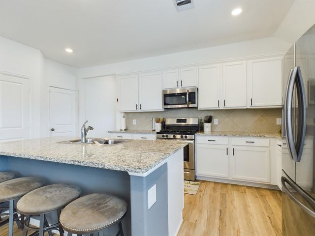 9515 Vicksburg Road, Baytown, TX 77521