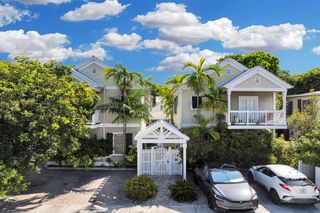 713 Emma St Apt 1, Key West, FL 33040