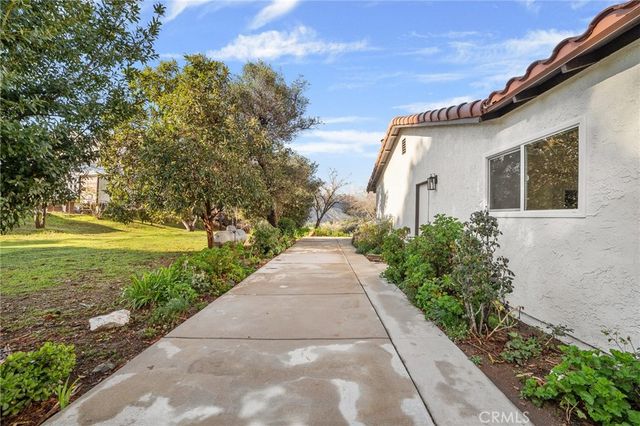 1126 Knoll, San Bernardino, CA 92407