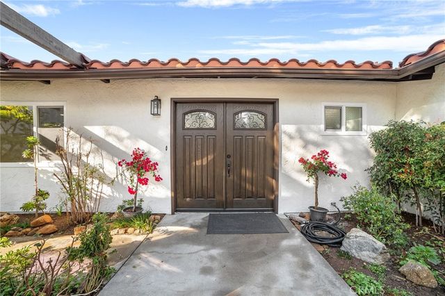 1126 Knoll, San Bernardino, CA 92407