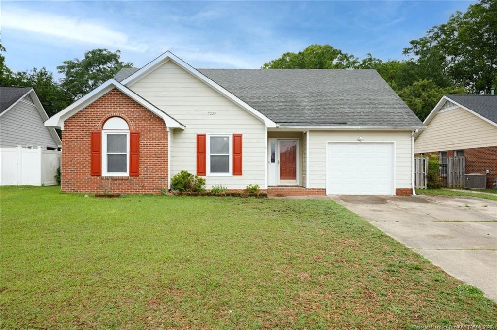 7229 Tollhouse Drive, Fayetteville, NC 28314