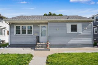 1013 Hawthorne Avenue, Waterloo, IA 50702