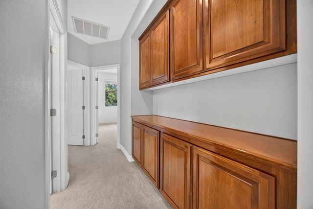 1741 Edgemore Ave, Sacramento, CA 95835