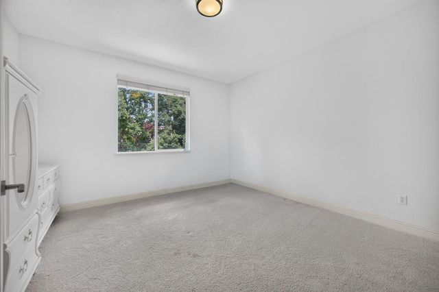 1741 Edgemore Ave, Sacramento, CA 95835