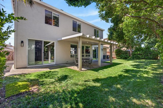1741 Edgemore Ave, Sacramento, CA 95835