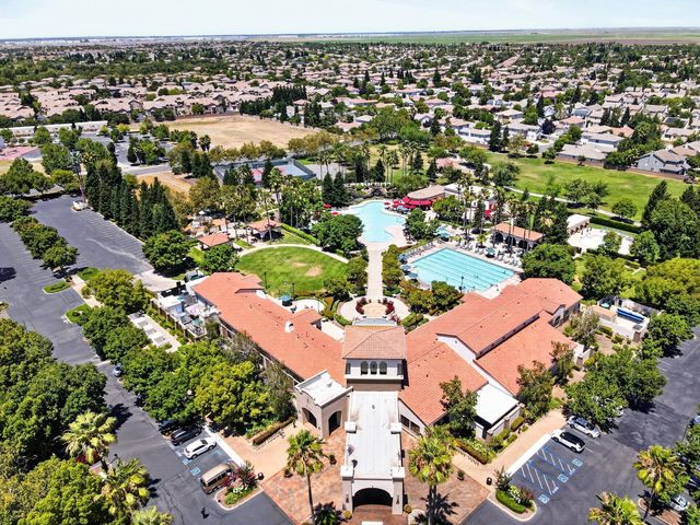 1741 Edgemore Ave, Sacramento, CA 95835