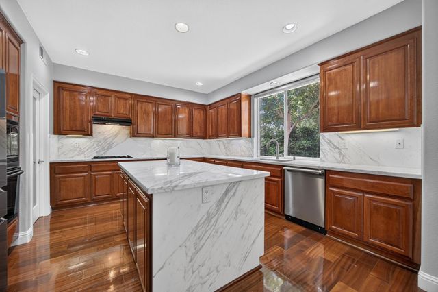 1741 Edgemore Ave, Sacramento, CA 95835