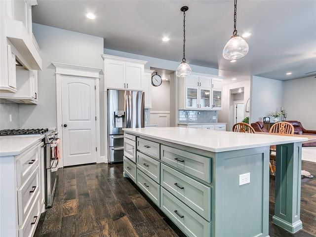 8505 Willow Creek Road, Guthrie, OK 73044