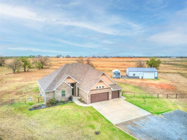 8505 Willow Creek Road, Guthrie, OK 73044