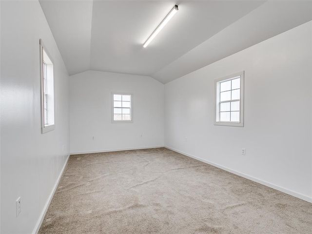 8505 Willow Creek Road, Guthrie, OK 73044