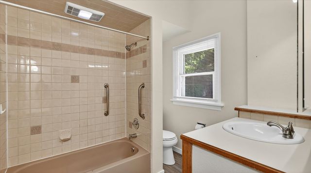 1007 W 20th Ave, Spokane, WA 99203