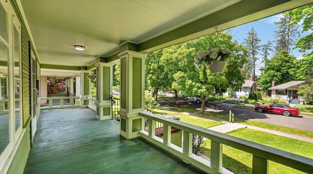 1007 W 20th Ave, Spokane, WA 99203