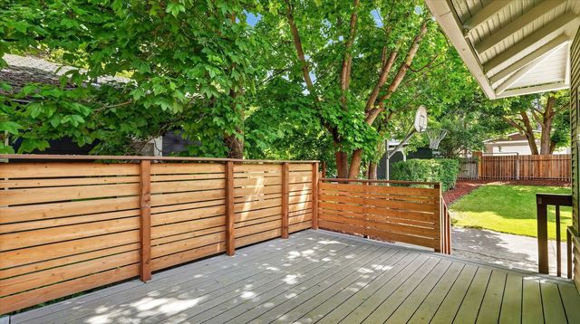 1007 W 20th Ave, Spokane, WA 99203